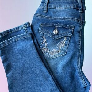 Capris cute Embellished stoned Blue Jeans